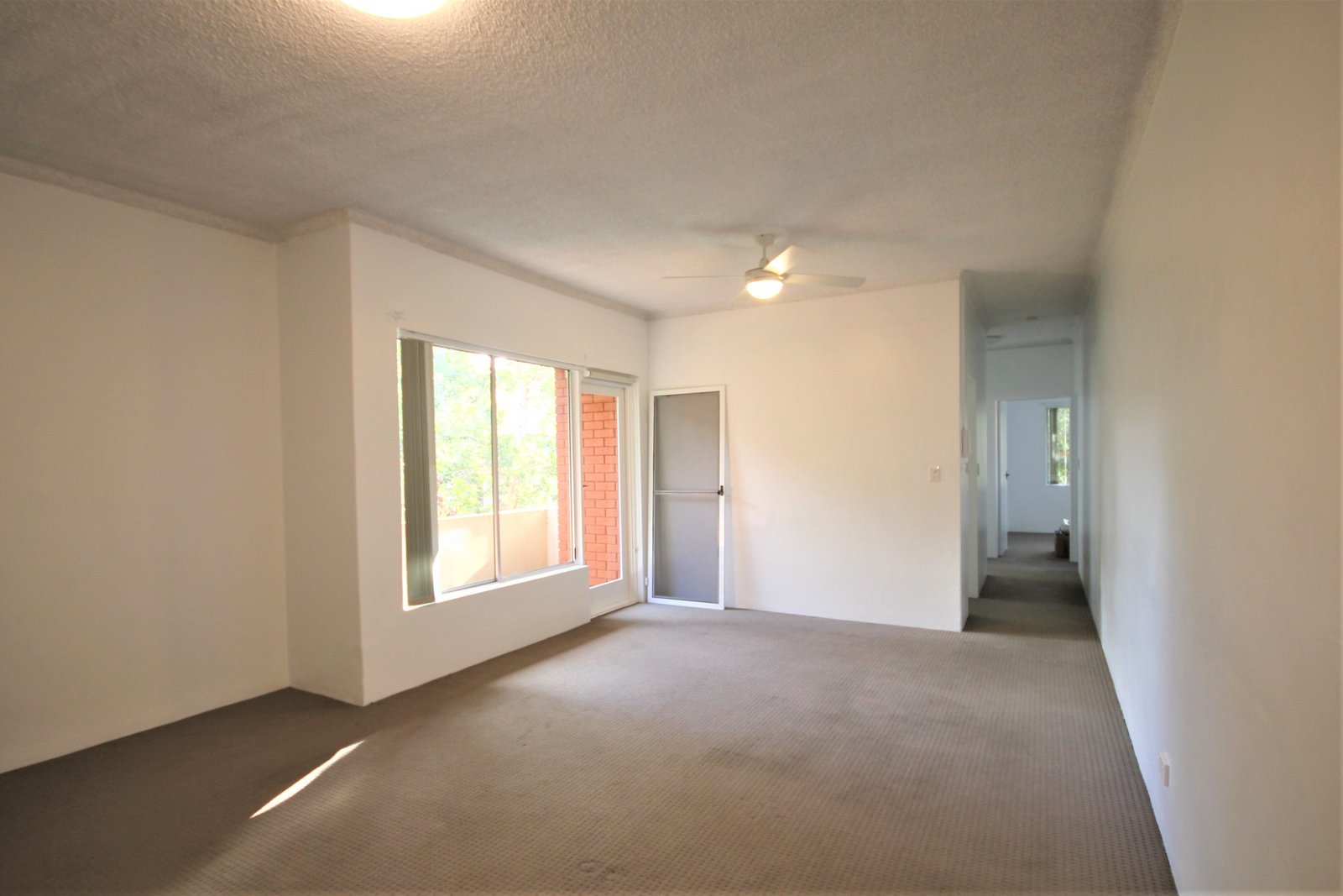 11/16-18 The Strand  ROCKDALE 7