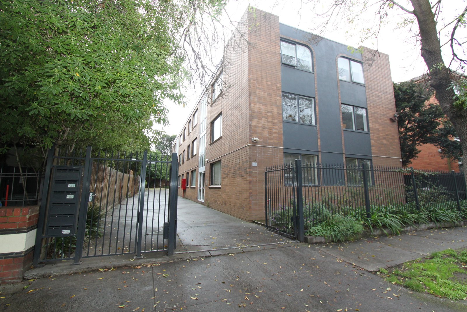 Real Estate and Property in 11/16 Robe Street, St Kilda, VIC