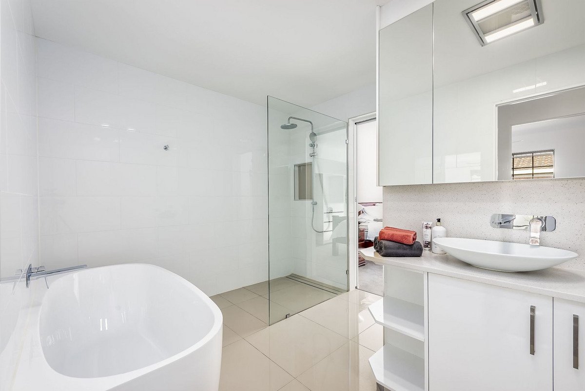 11/160 Bardon Avenue MIAMI 8