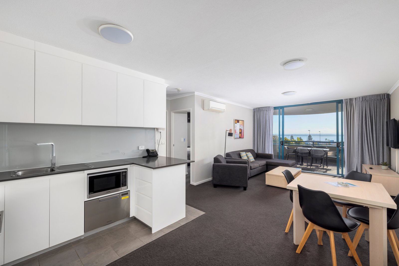 111/61B Dowling Street NELSON BAY 4
