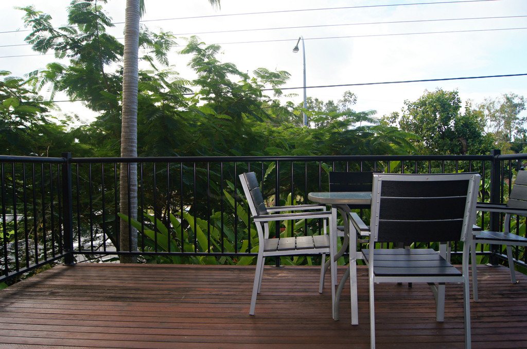 11/164 Shute Harbour Road CANNONVALE 7