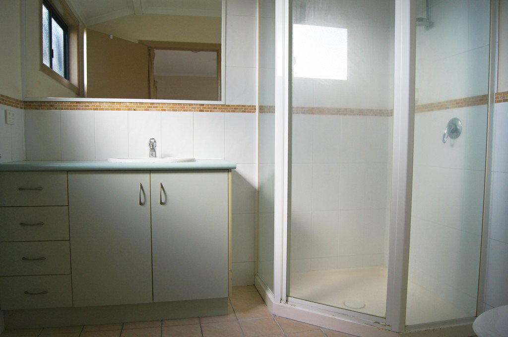 11/164 Shute Harbour Road CANNONVALE 12