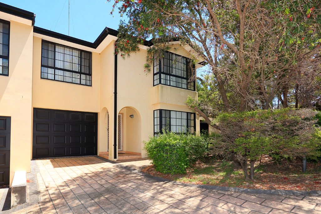 1/1166 Forest Road LUGARNO 1