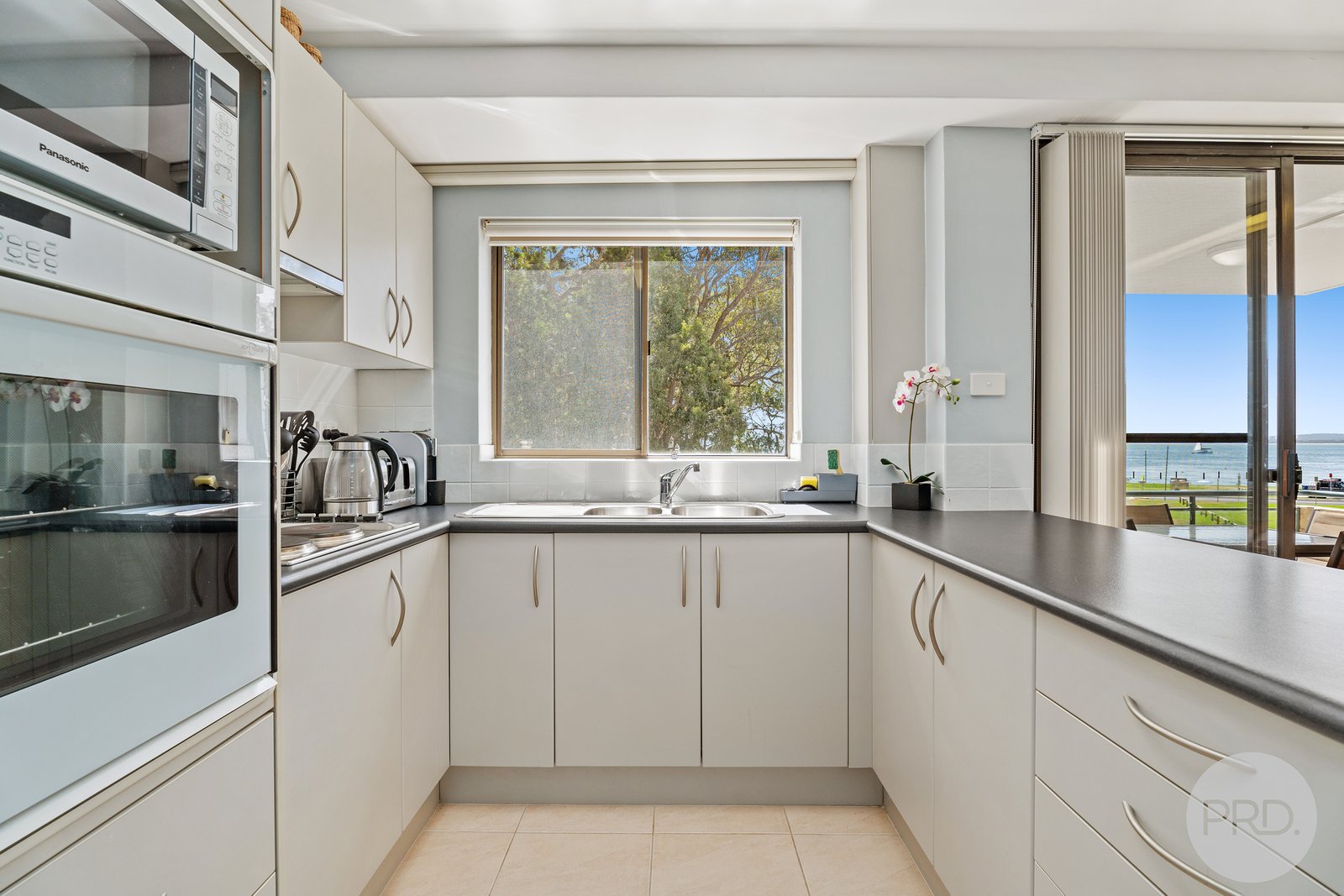 11/17 Mistral Close NELSON BAY 5