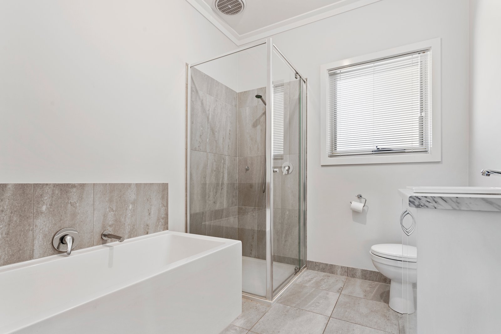 1/117 St Aidans Road KENNINGTON 7