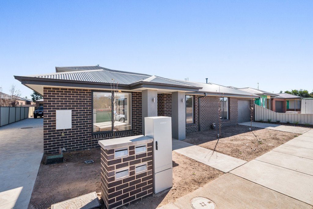 1/117 Station Street EPSOM 2