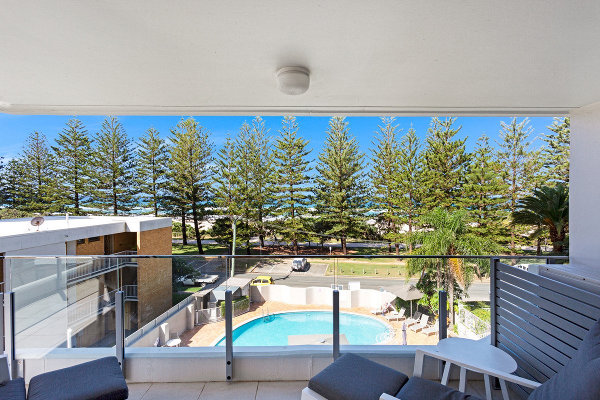 11/170-180 The Esplanade Burleigh Heads 2
