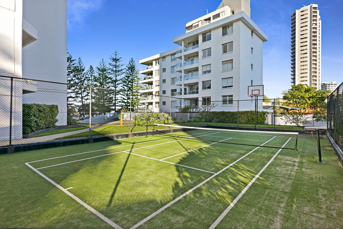 11/170-180 The Esplanade Burleigh Heads 17