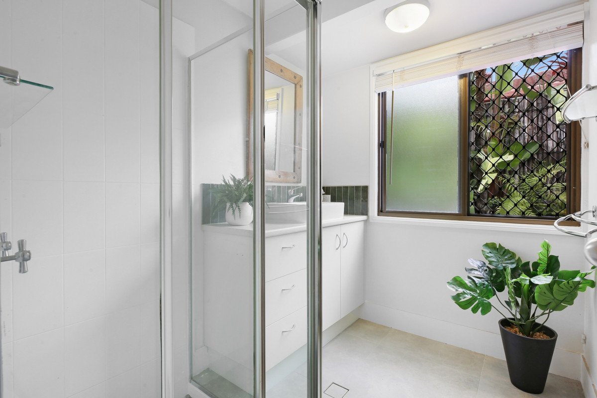 11/172 Barrier Reef Drive Mermaid Waters 14