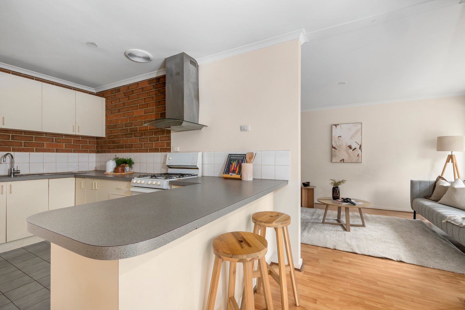Gallery: 1/1176 Centre Road