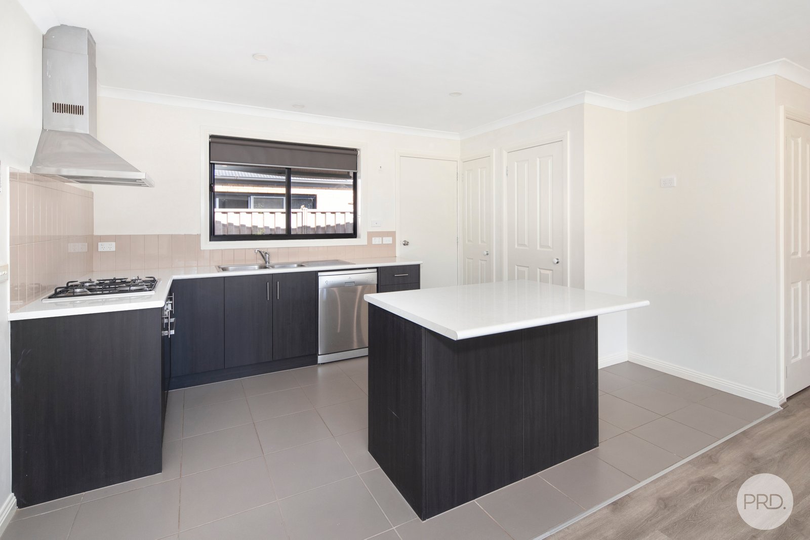 1/118 Birdwood Avenue SEBASTOPOL 4