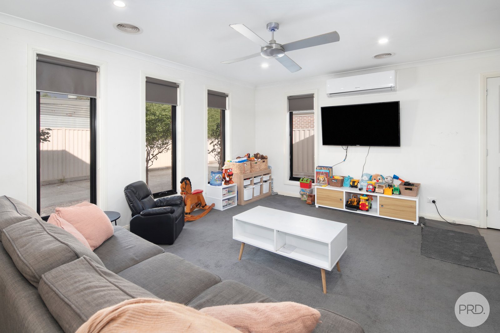 1/118 Birdwood Avenue SEBASTOPOL 2