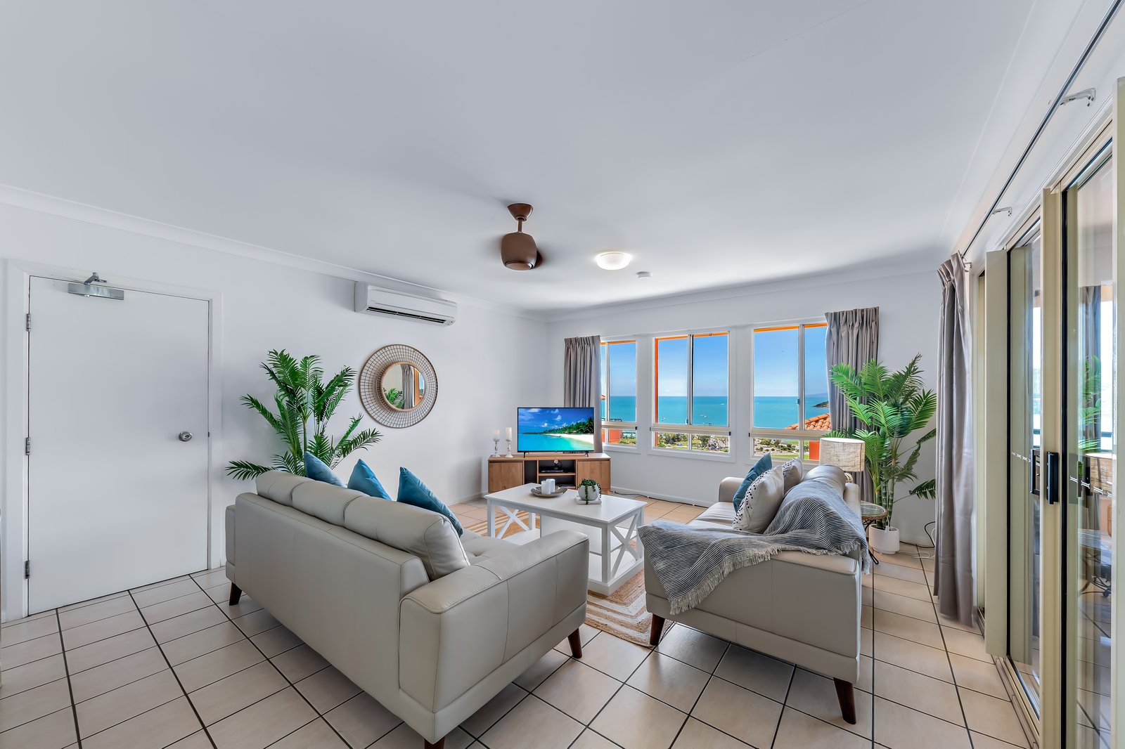 11/18 Golden Orchid Drive AIRLIE BEACH 5