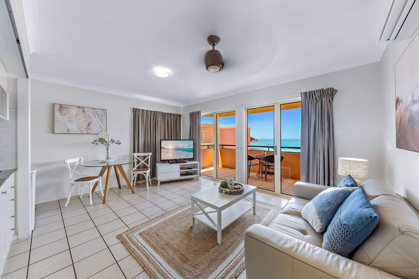 11/18 Golden Orchid Drive AIRLIE BEACH 9