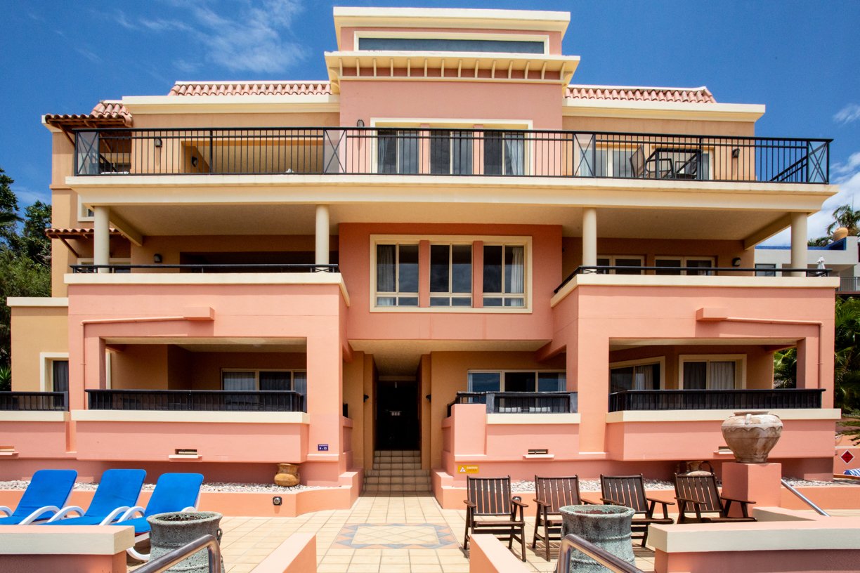 11/18 Golden Orchid Drive AIRLIE BEACH 11