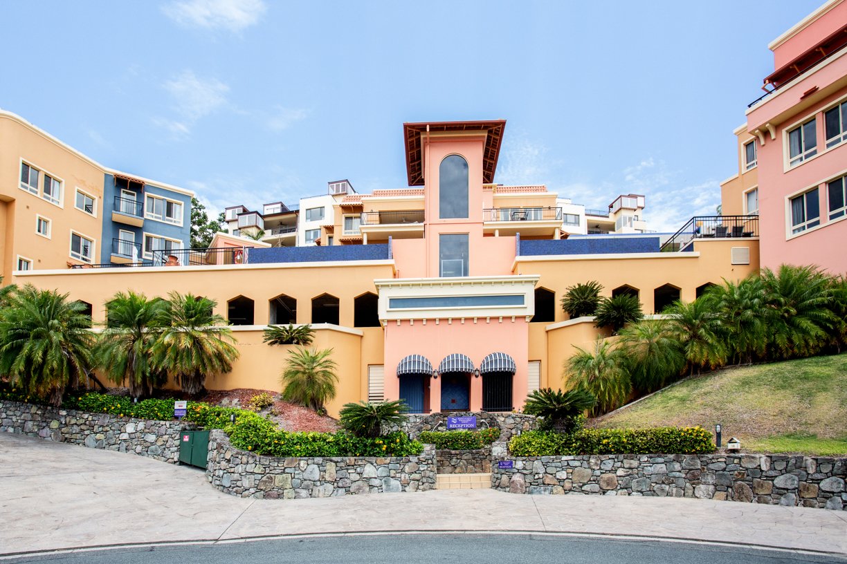 11/18 Golden Orchid Drive AIRLIE BEACH 24