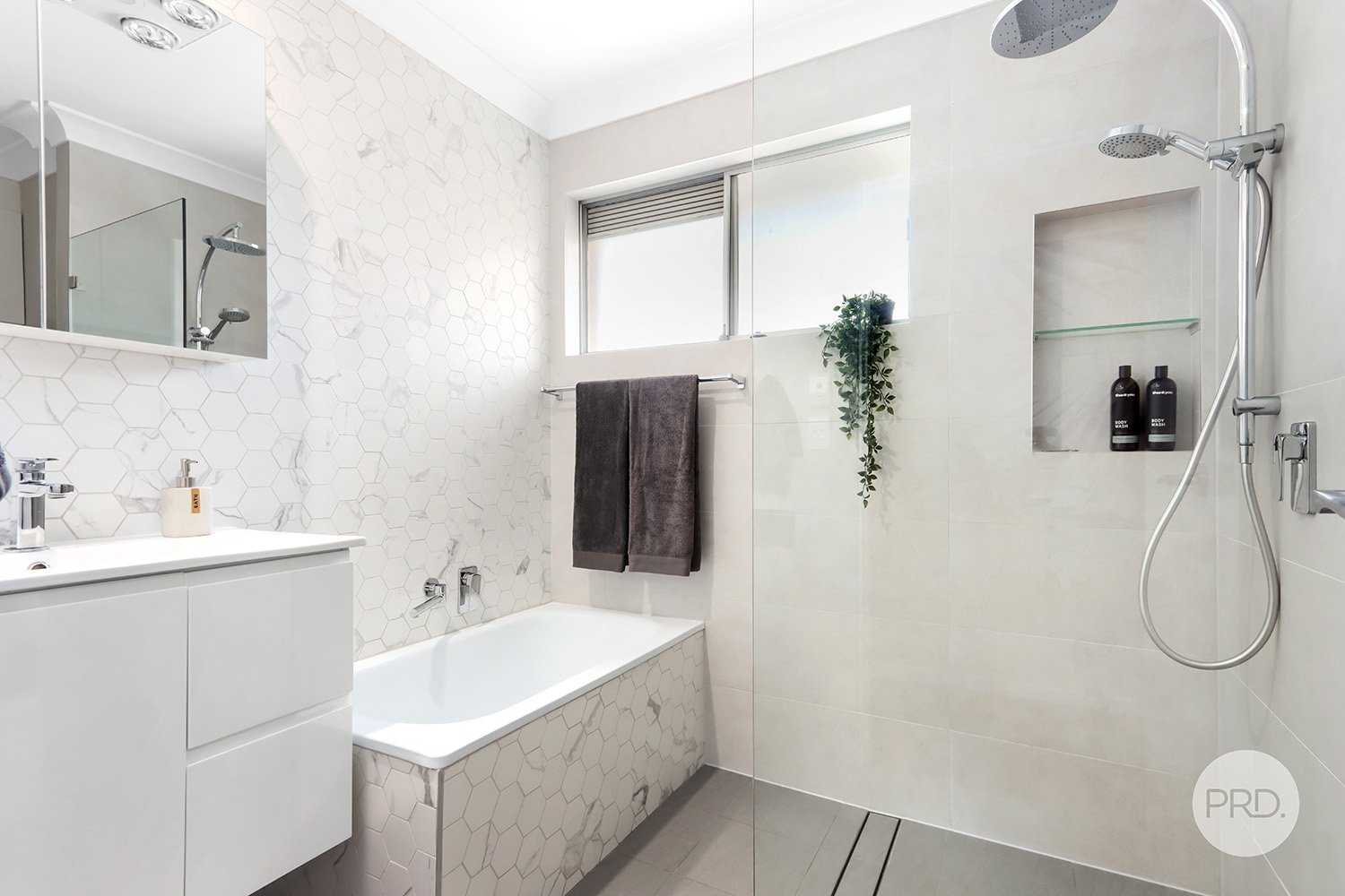 1/118 Morts Road MORTDALE 9