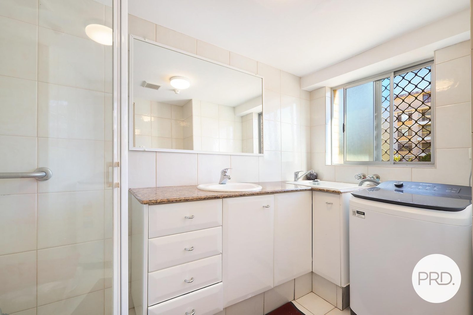 11/18 Queen Street SOUTHPORT 5