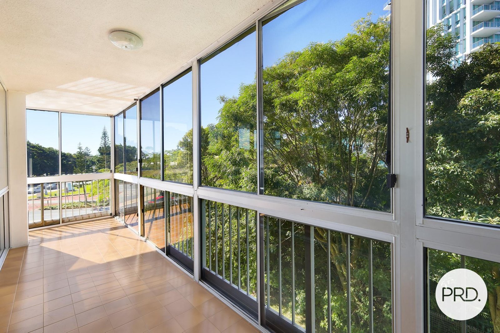 11/18 Queen Street SOUTHPORT 6