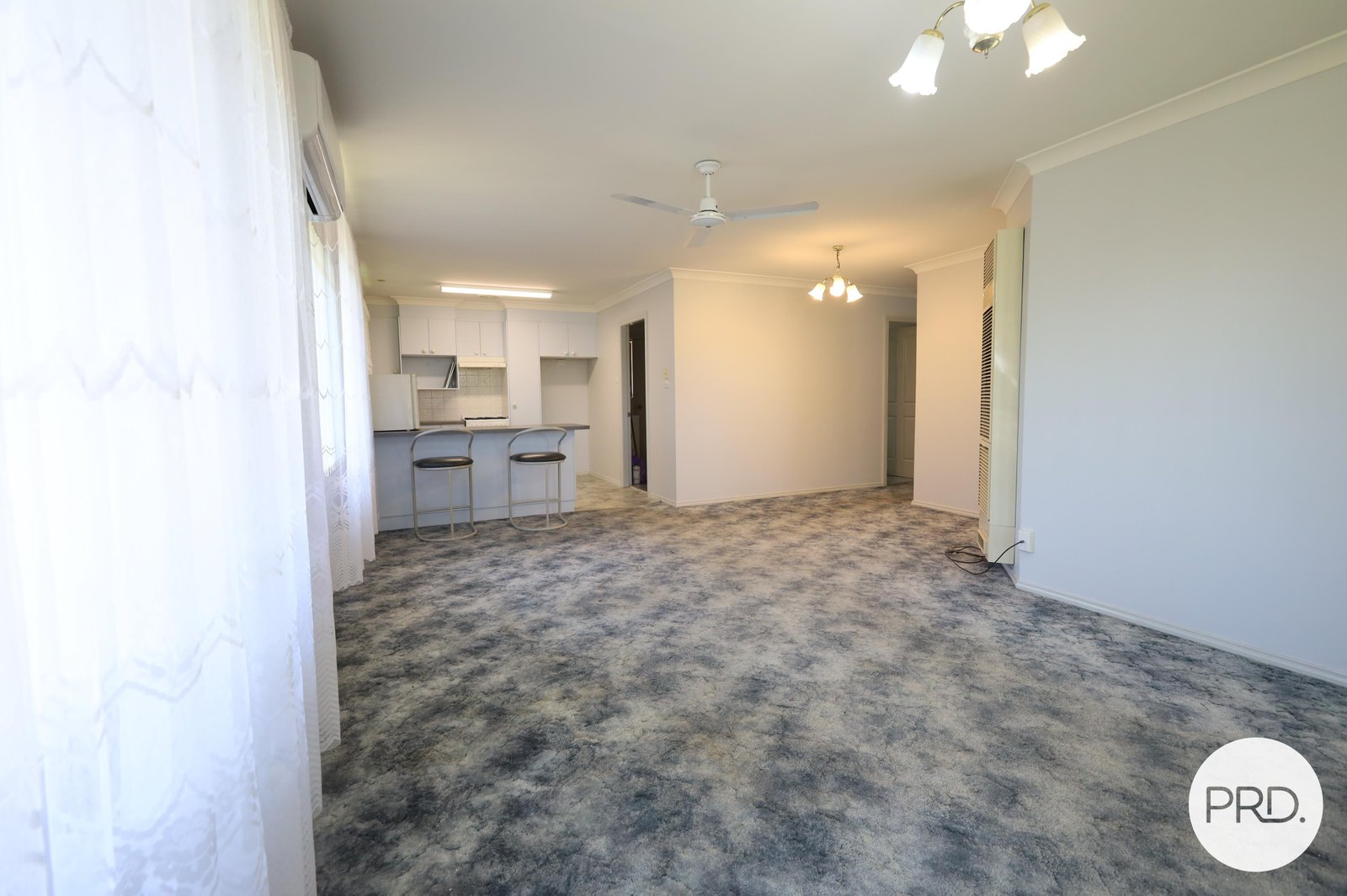 1/118 Sampson Street ORANGE 4