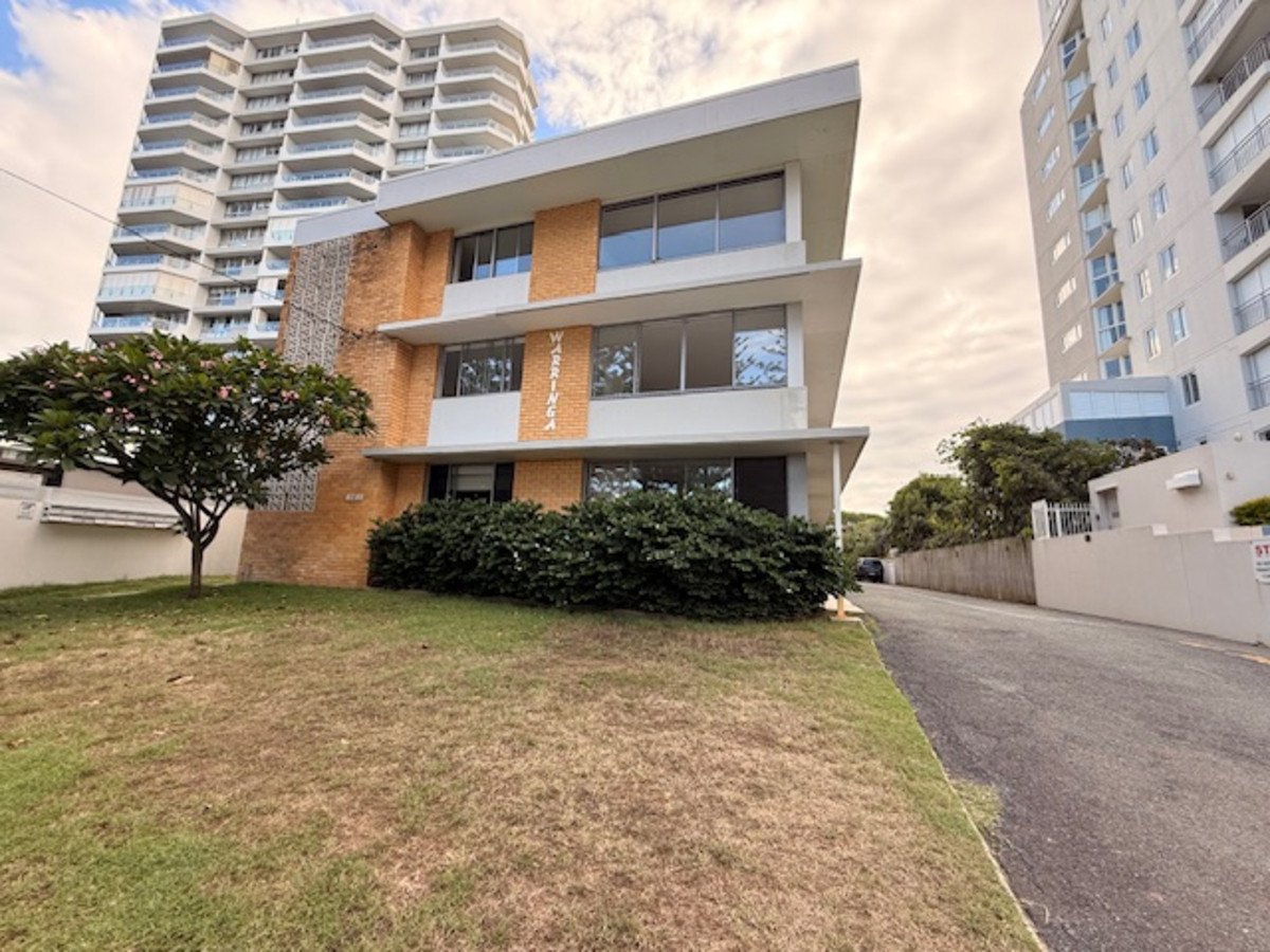 11/182 The Esplanade Burleigh Heads 2