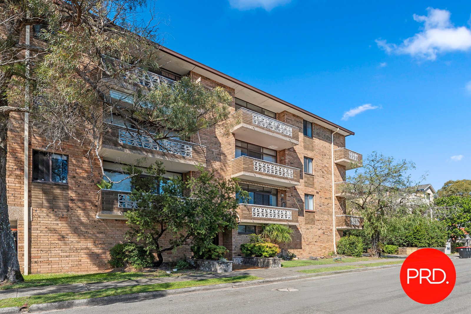 11/187 President Avenue MONTEREY 9