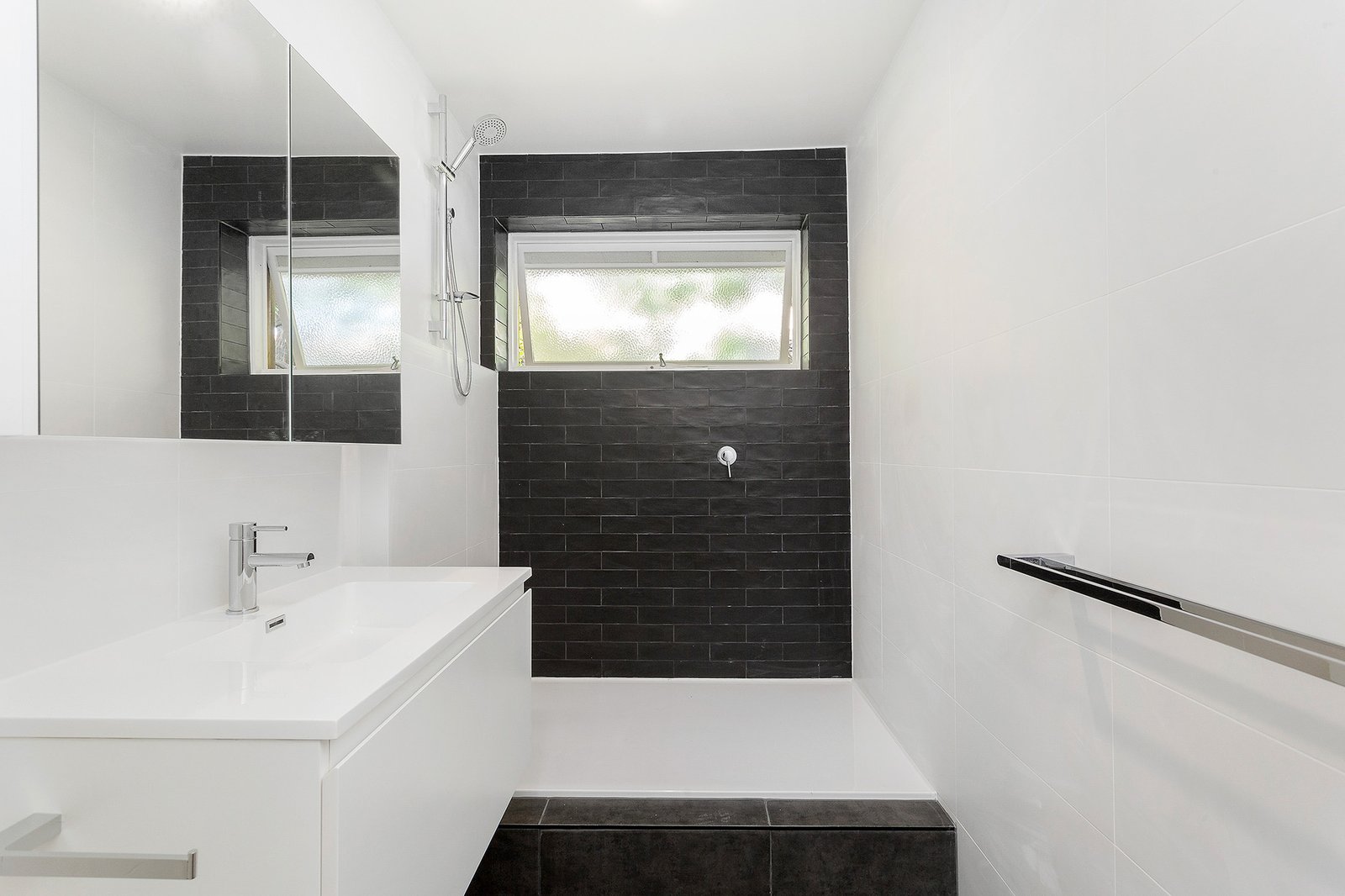 Gallery: 11/19-21 Abbott Street