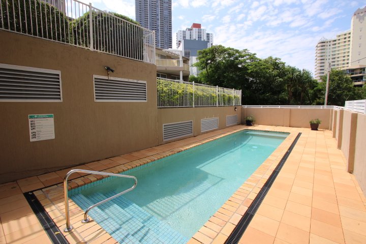 11/19 Heath Street SOUTHPORT 2