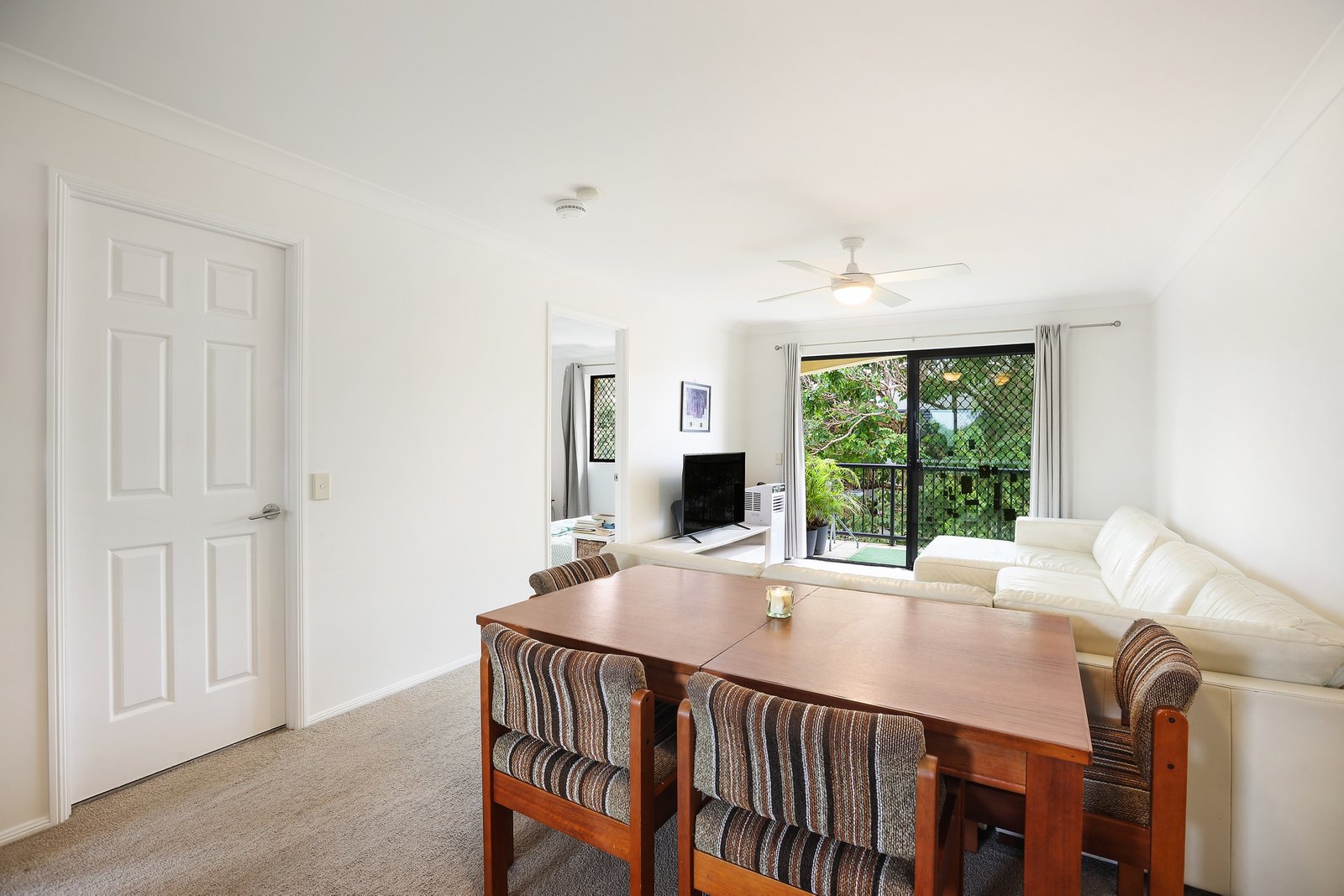 11/19 Lloyd Street SOUTHPORT 2