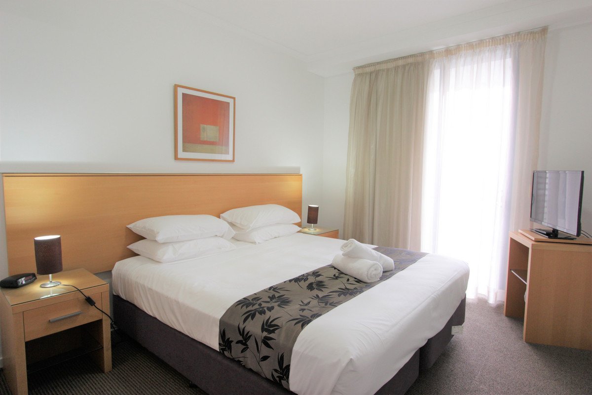 1119/1 Ocean Street BURLEIGH HEADS 6