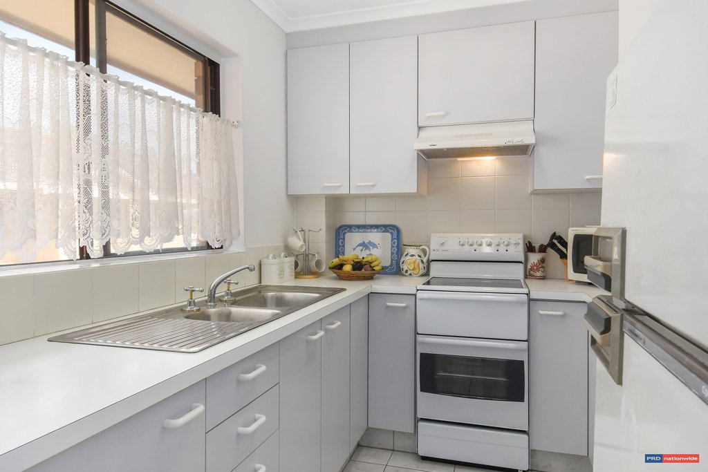 11/1925 Gold Coast Highway BURLEIGH HEADS 3