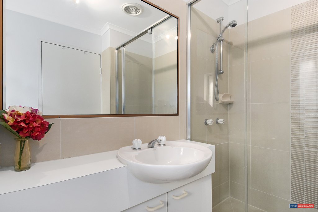 11/1925 Gold Coast Highway BURLEIGH HEADS 5