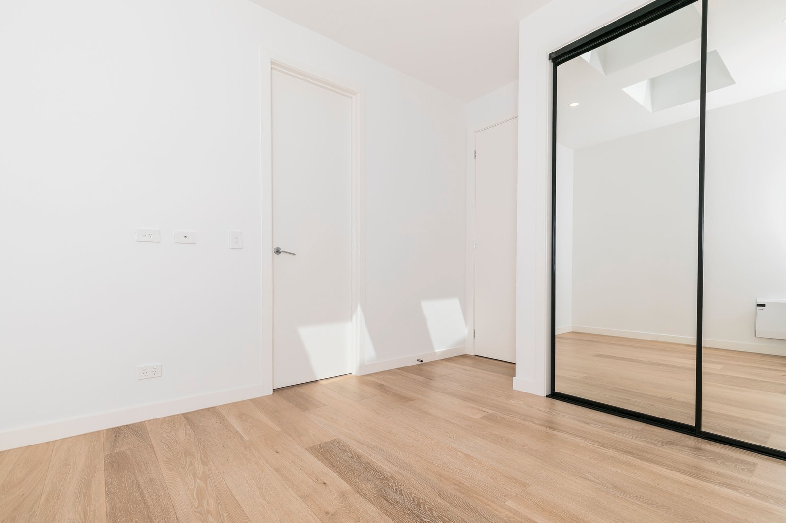Gallery: 11/1a Kelvin Grove