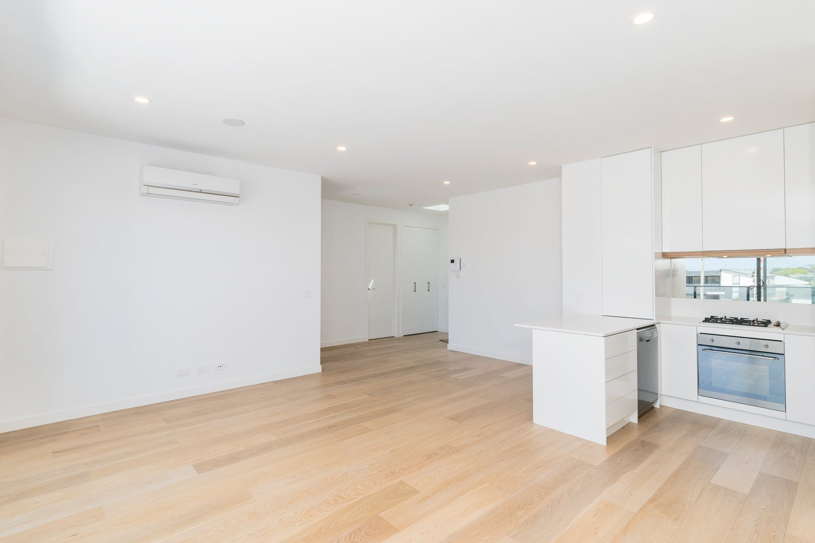 Gallery: 11/1a Kelvin Grove