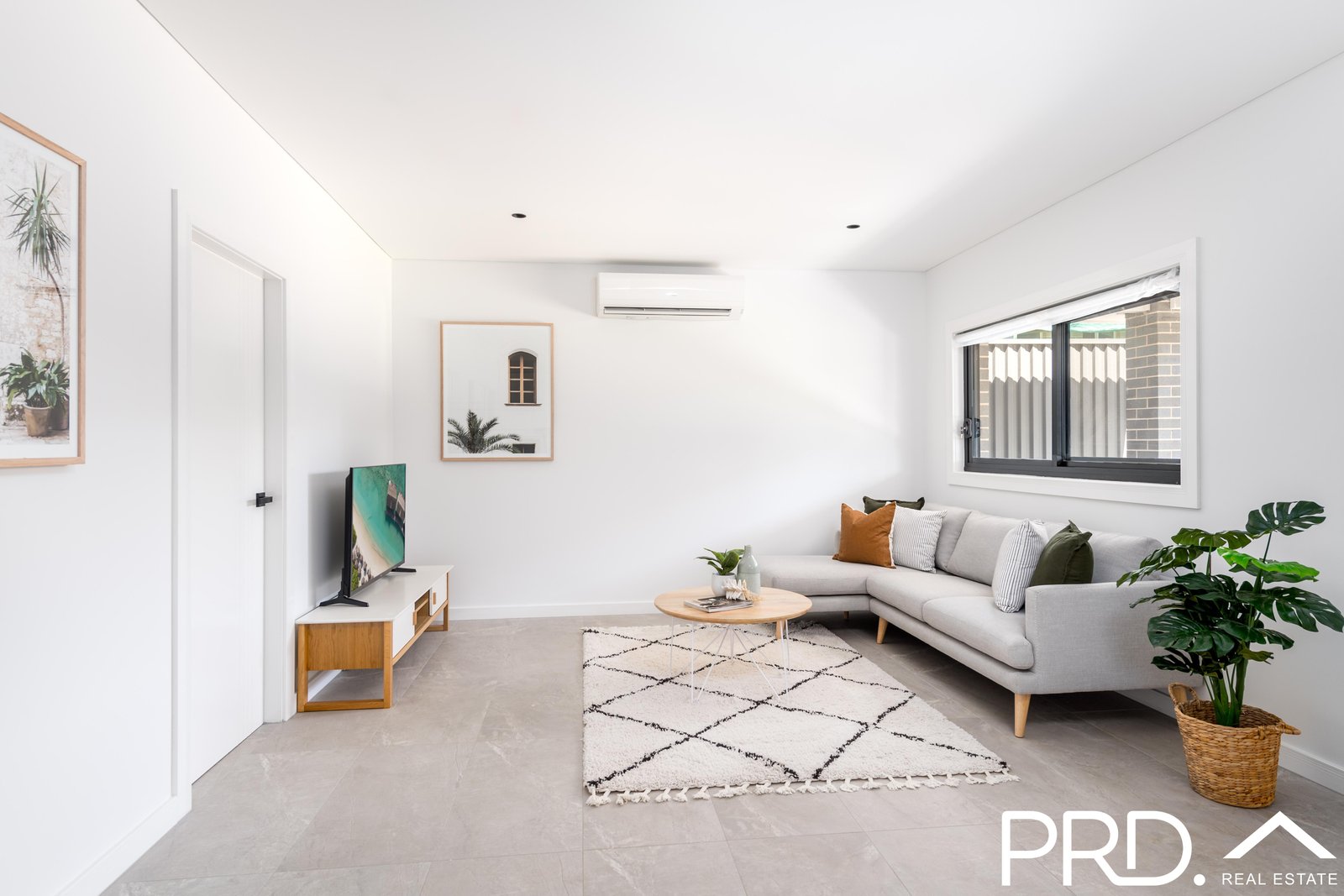 1/11a Ramsay Road PANANIA 3