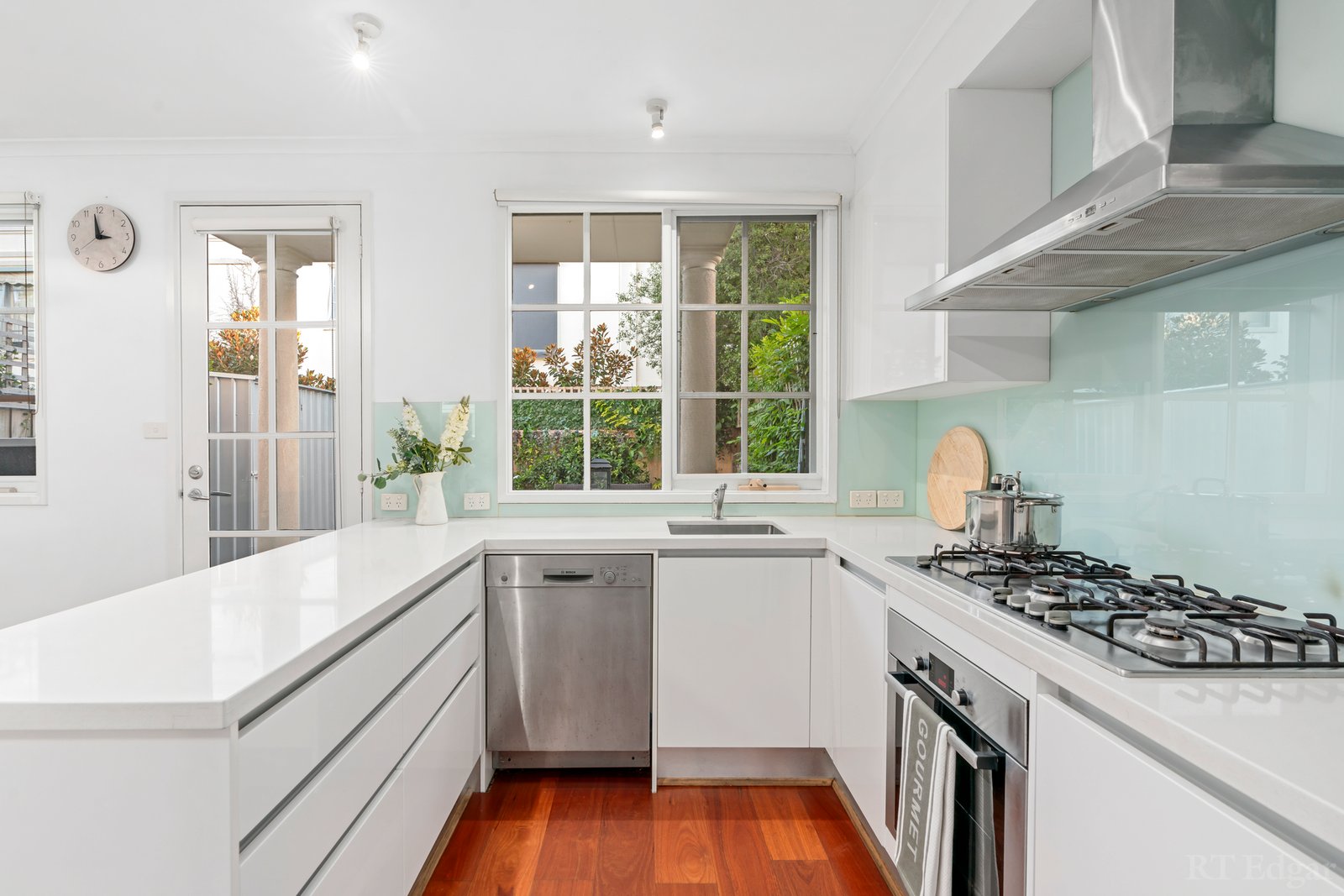 Real Estate and Property in 11/1A Ripley Grove, Caulfield North, VIC