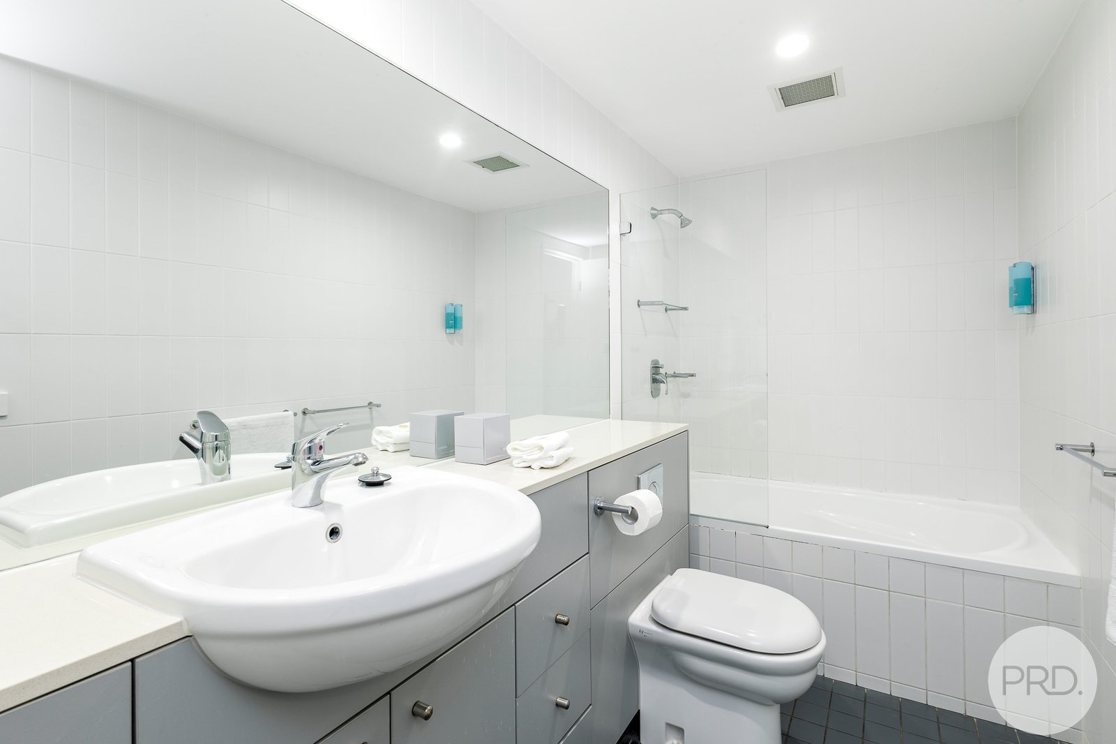 11/1a Tomaree Street NELSON BAY 14