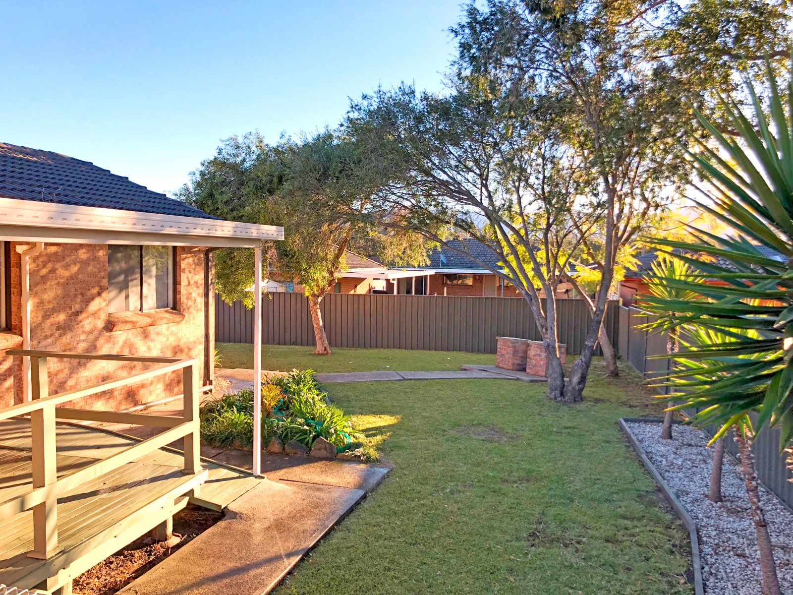 11/2-10 Compton St  DAPTO 13