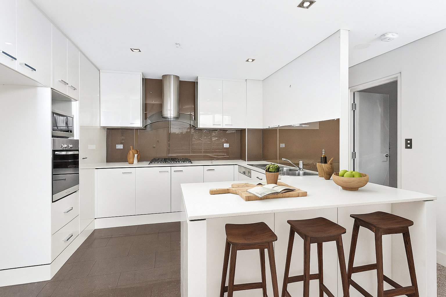 11/2-12 Young St WOLLONGONG 2
