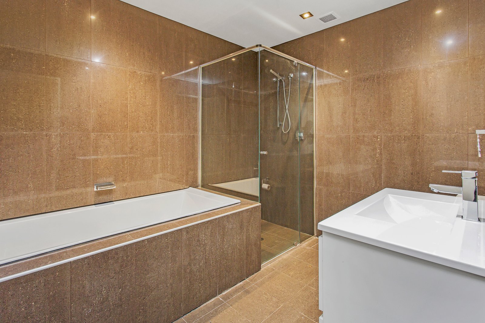 11/2-12 Young St WOLLONGONG 8