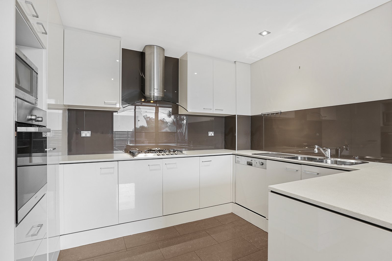 11/2-12 Young St  WOLLONGONG 2