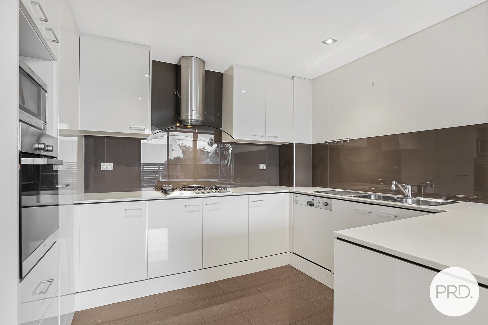 11/2-12 Young Street WOLLONGONG 2