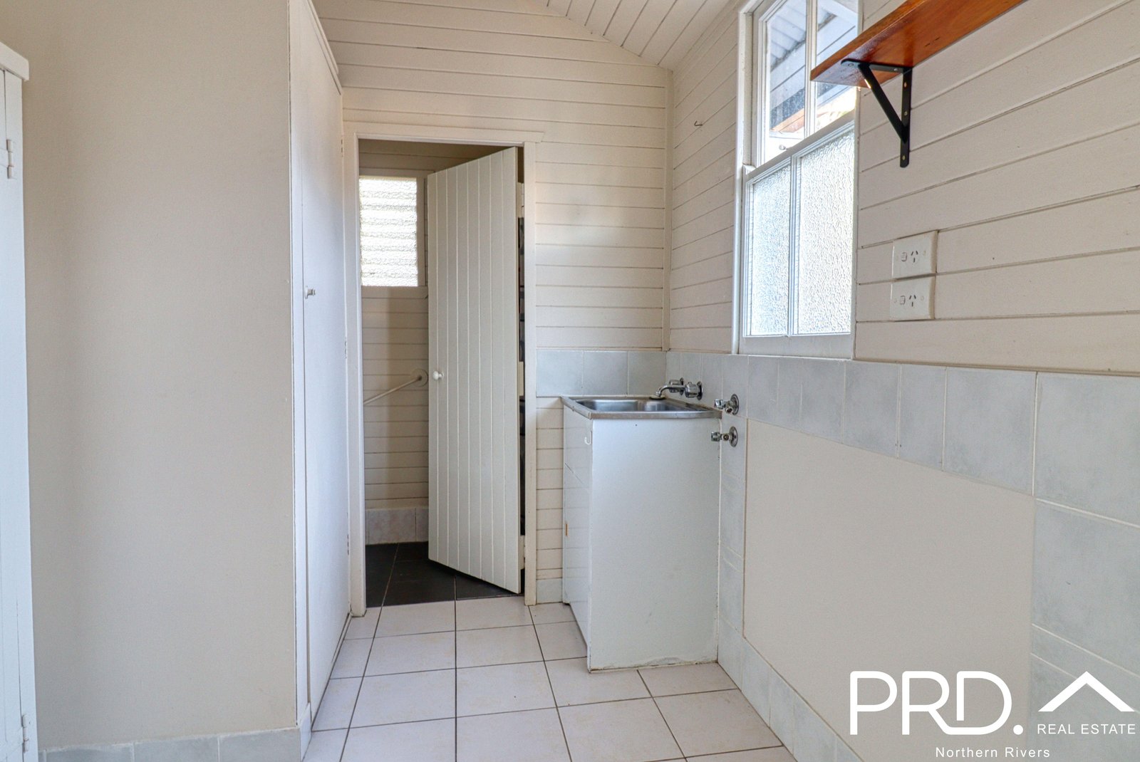 1/12-14 River Street CASINO 12