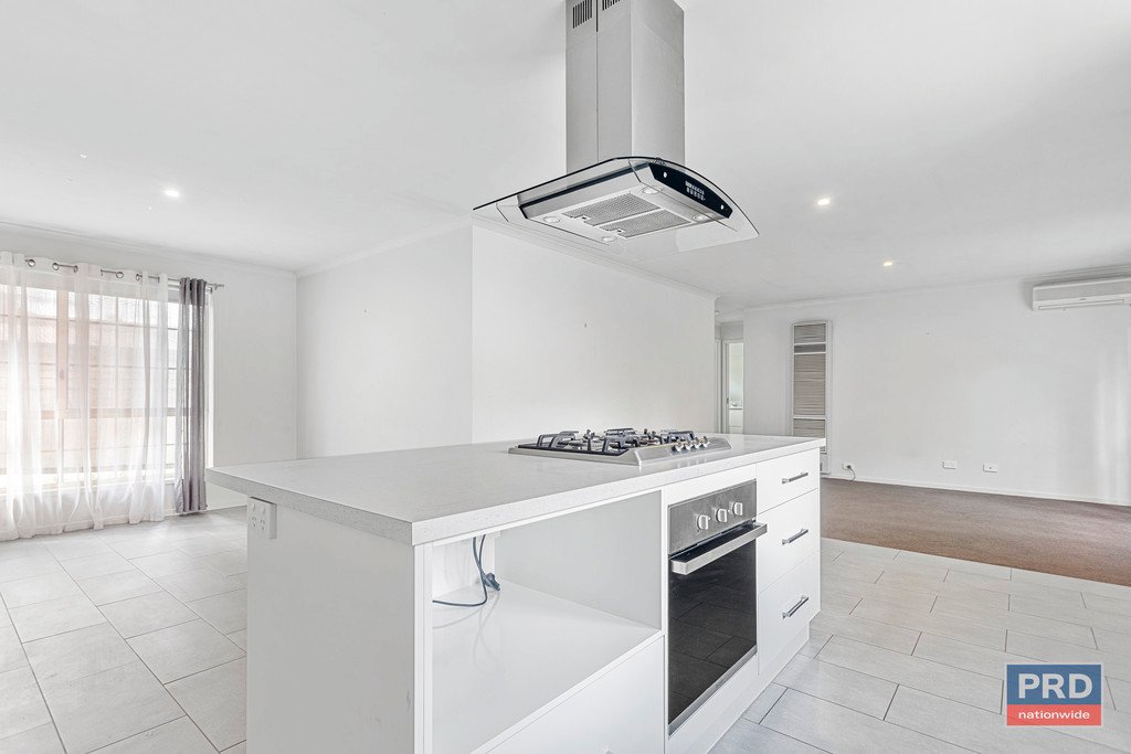 1/12-14 Truscott Street IRONBARK 3