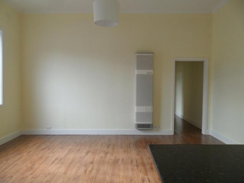 Gallery: 112 Albert Street