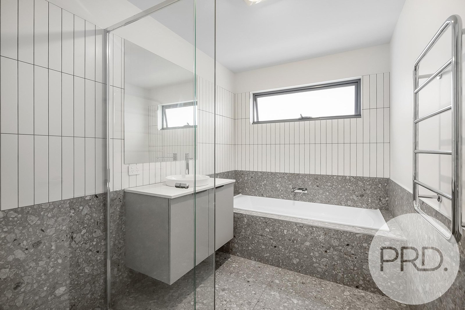 1/12 Auburn Road KINGSTON BEACH 5
