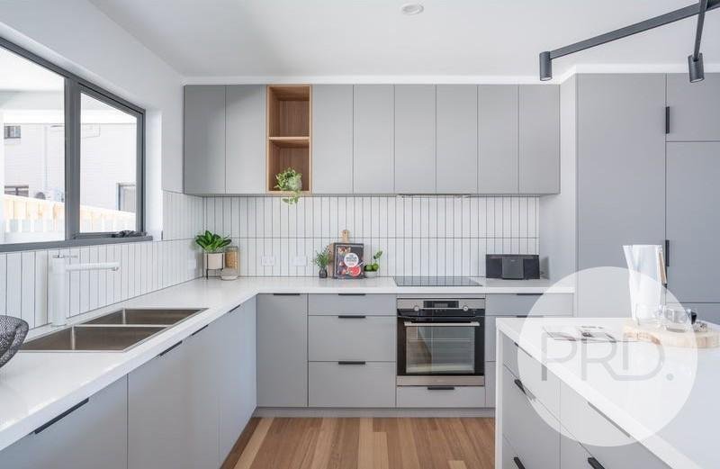 1/12 Auburn Road KINGSTON BEACH 7