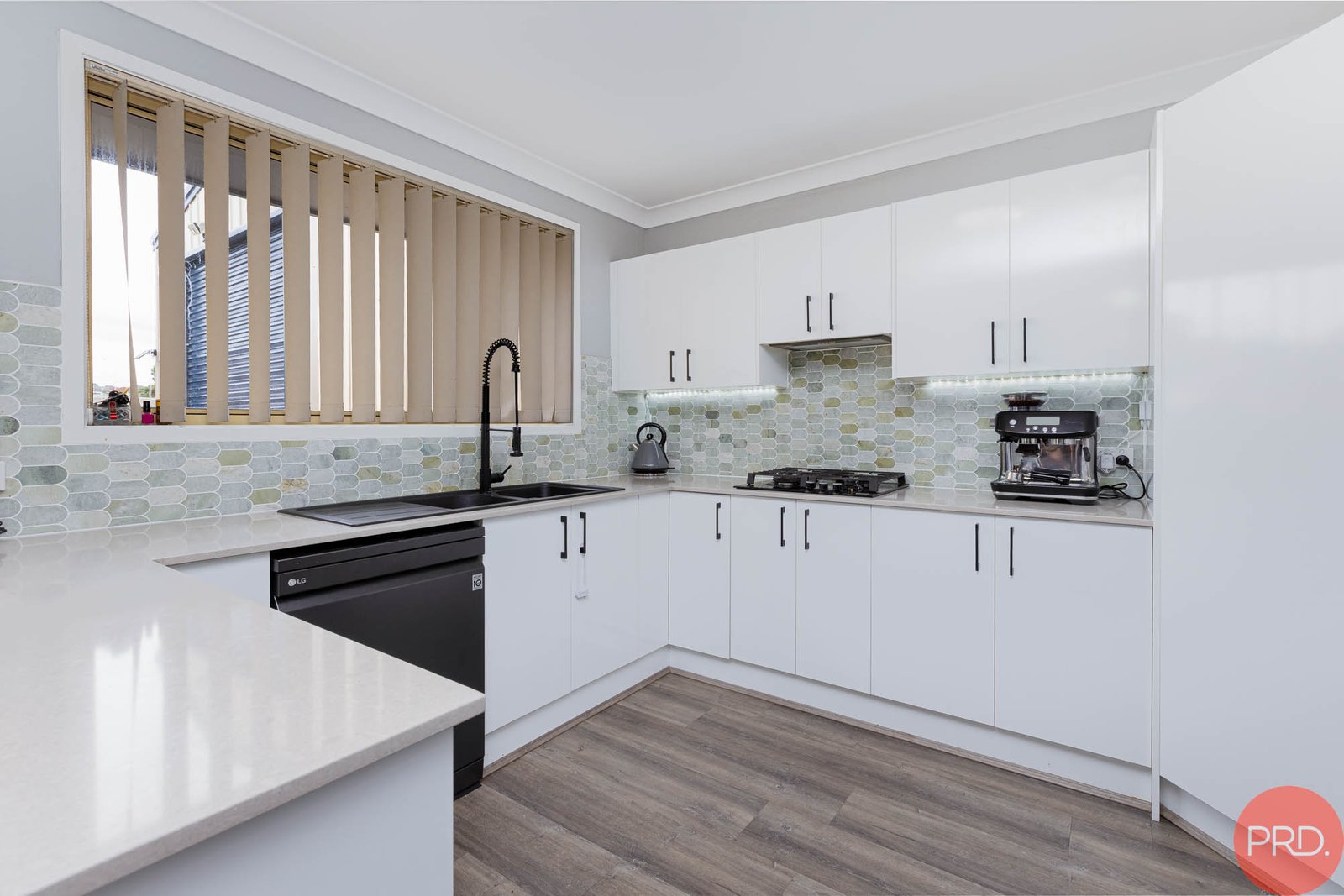 112 Avery Street RUTHERFORD 4