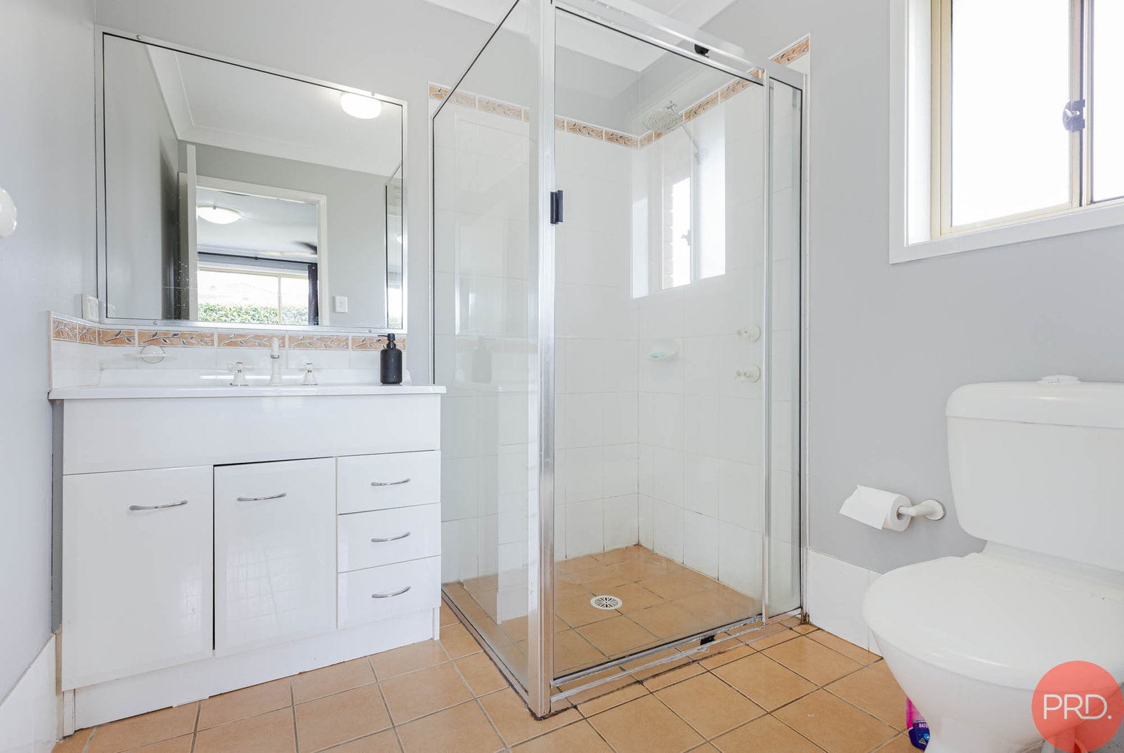 112 Avery Street RUTHERFORD 10