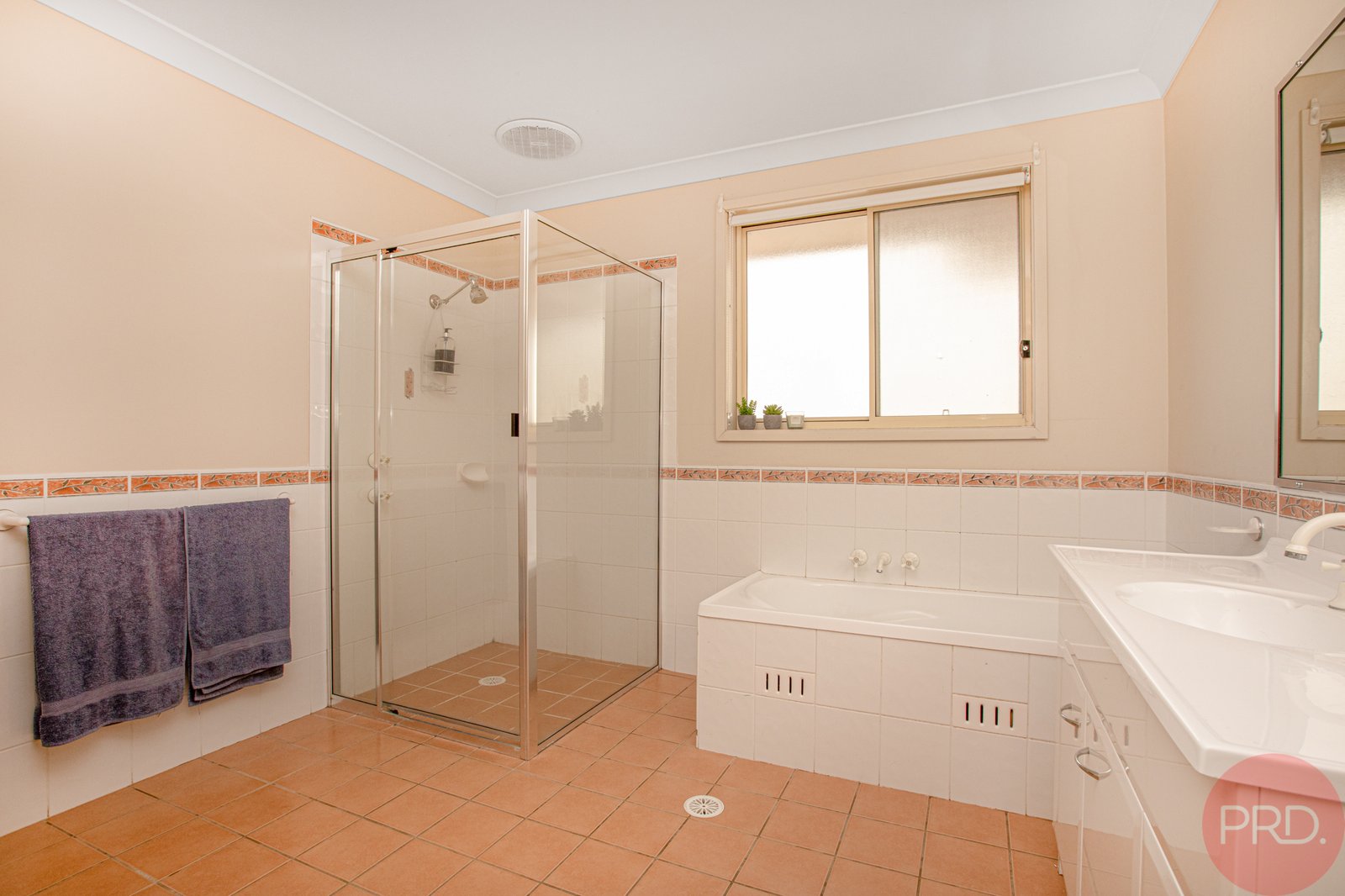 112 Avery Street RUTHERFORD 15